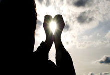 约基奇16000分里程碑！多角度回放后场压哨三分：一脸平静又装到了.